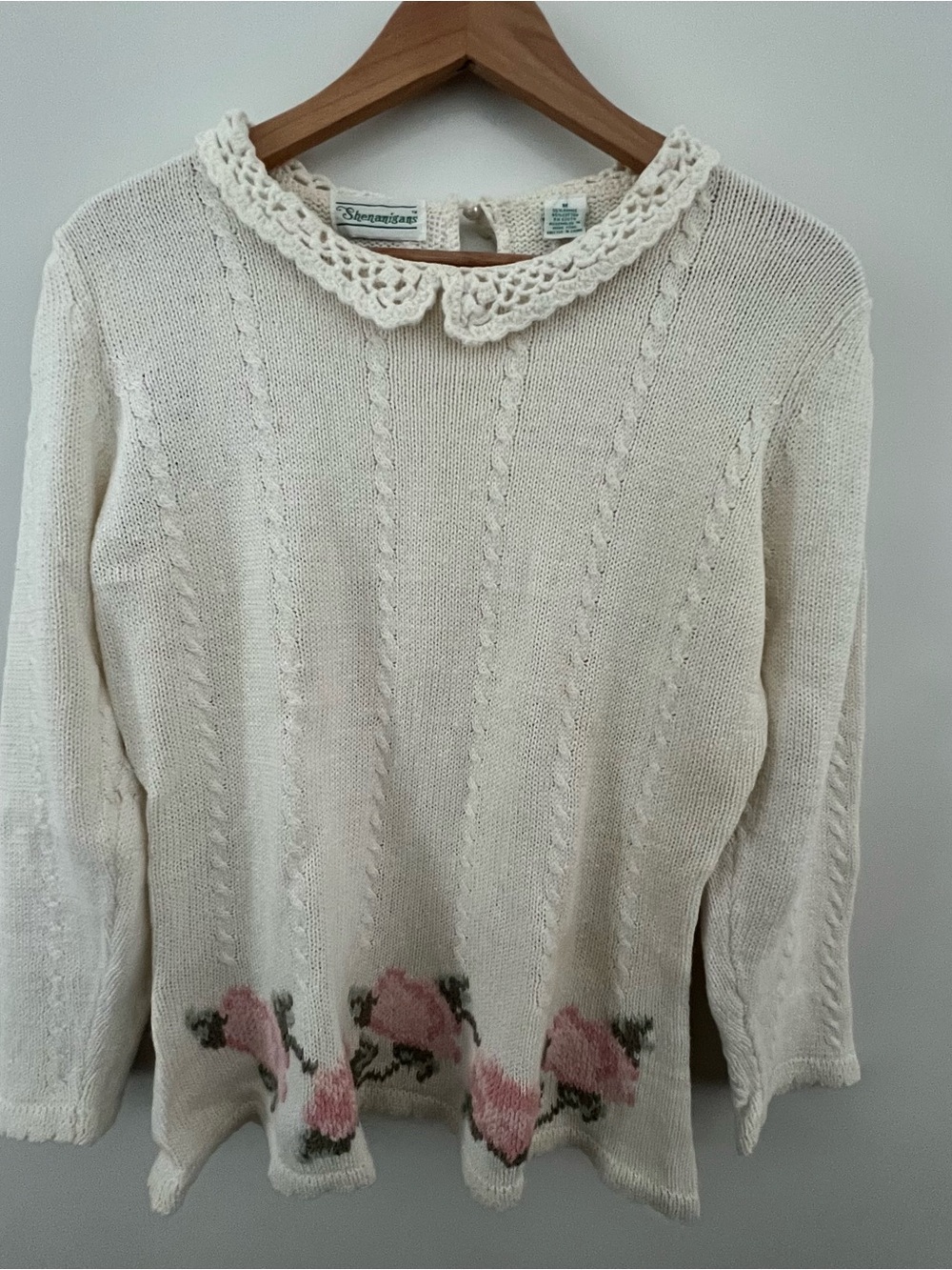 Vintage Shenanigans Crochet Collar Floral Knit Sweater (M)